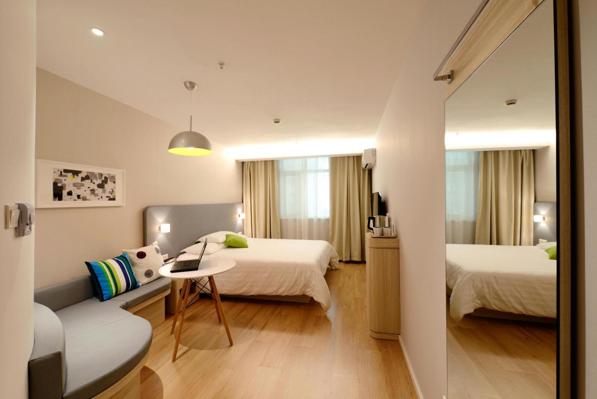 El De Seven Luxury Igi Airport 4* New Delhi