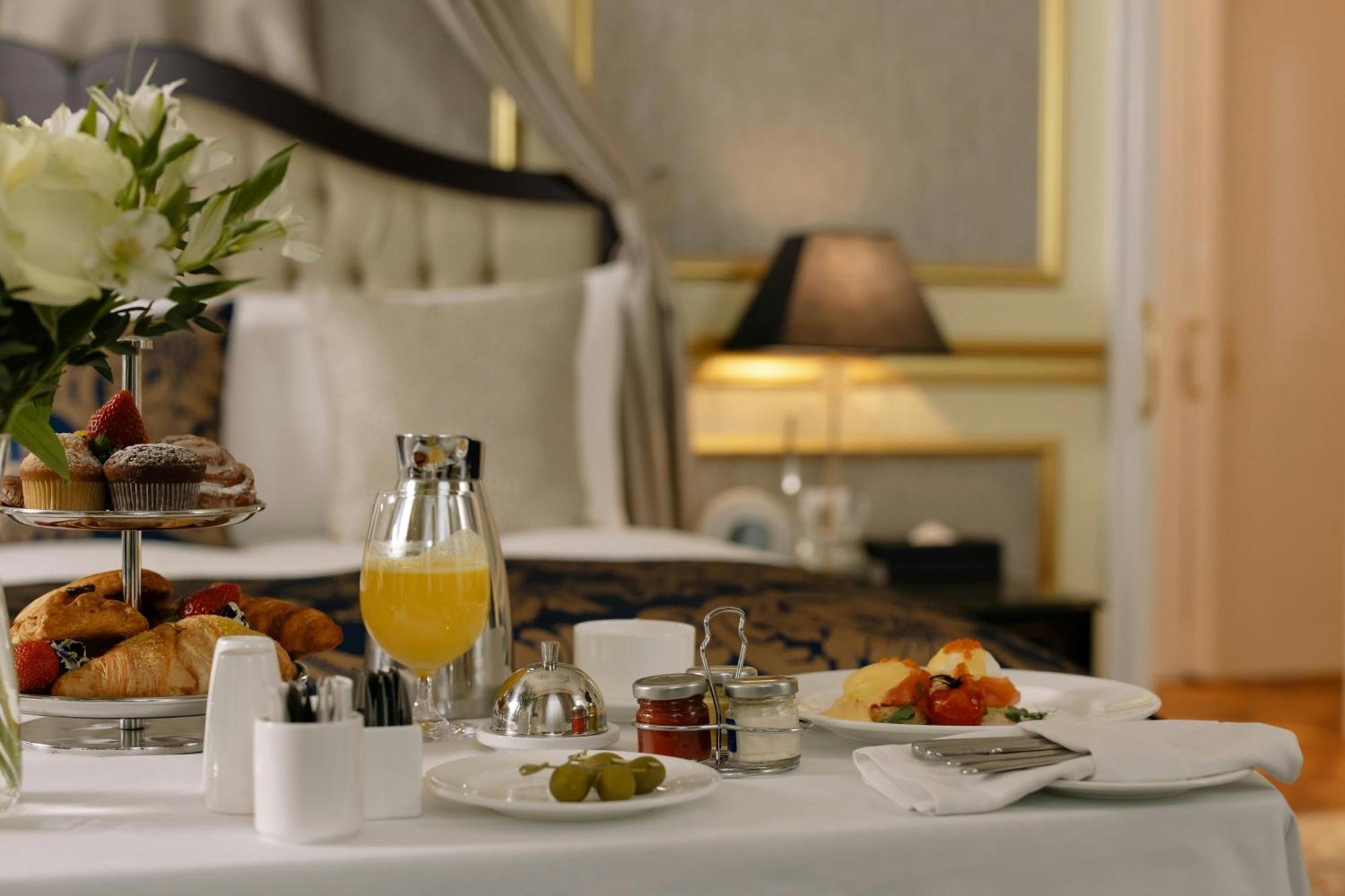 El De Seven Luxury Igi Airport Hotel New Delhi
